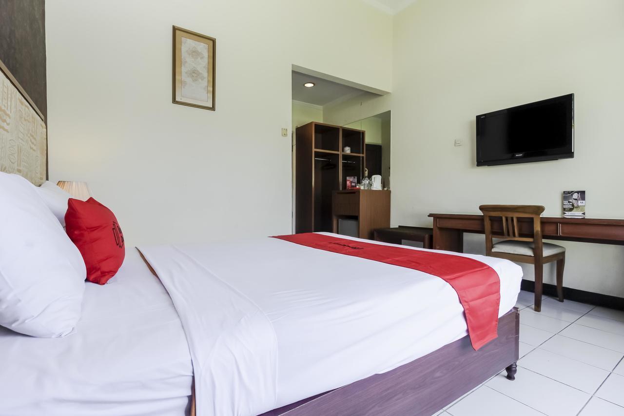 Reddoorz Plus Near Grage City Mall Cirebon Exterior photo
