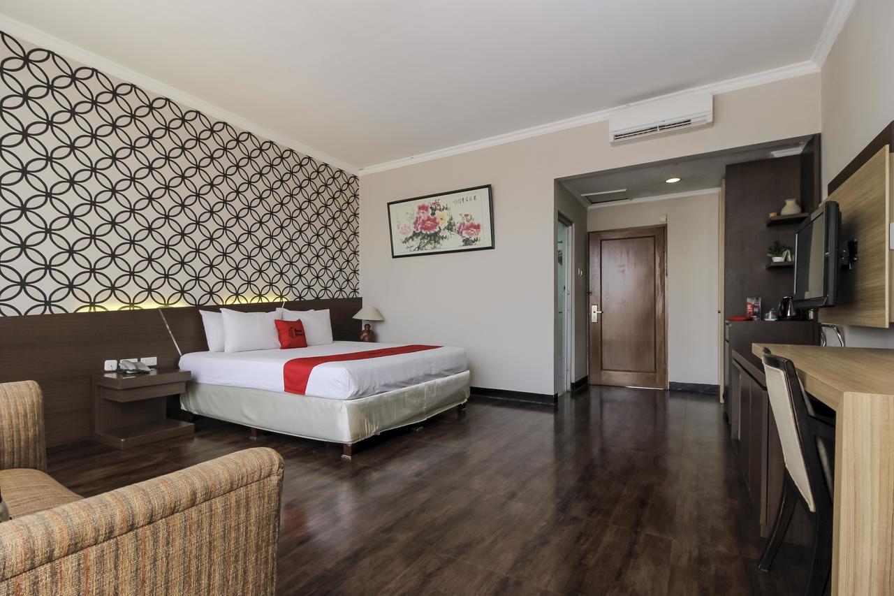 Reddoorz Plus Near Grage City Mall Cirebon Exterior photo